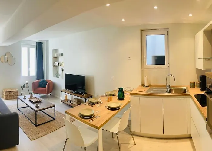 Carre D'or Апартаменты *